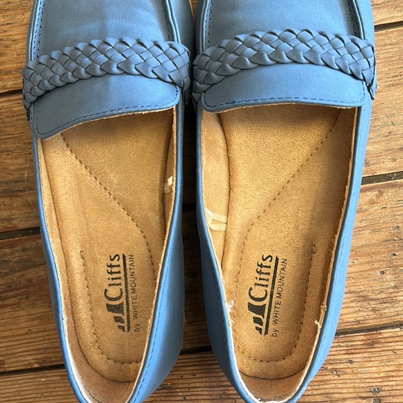 Cliffs by White Mountain "Dorsley" blue suede slip on loafer sz7.5 - Picture 9 of 9